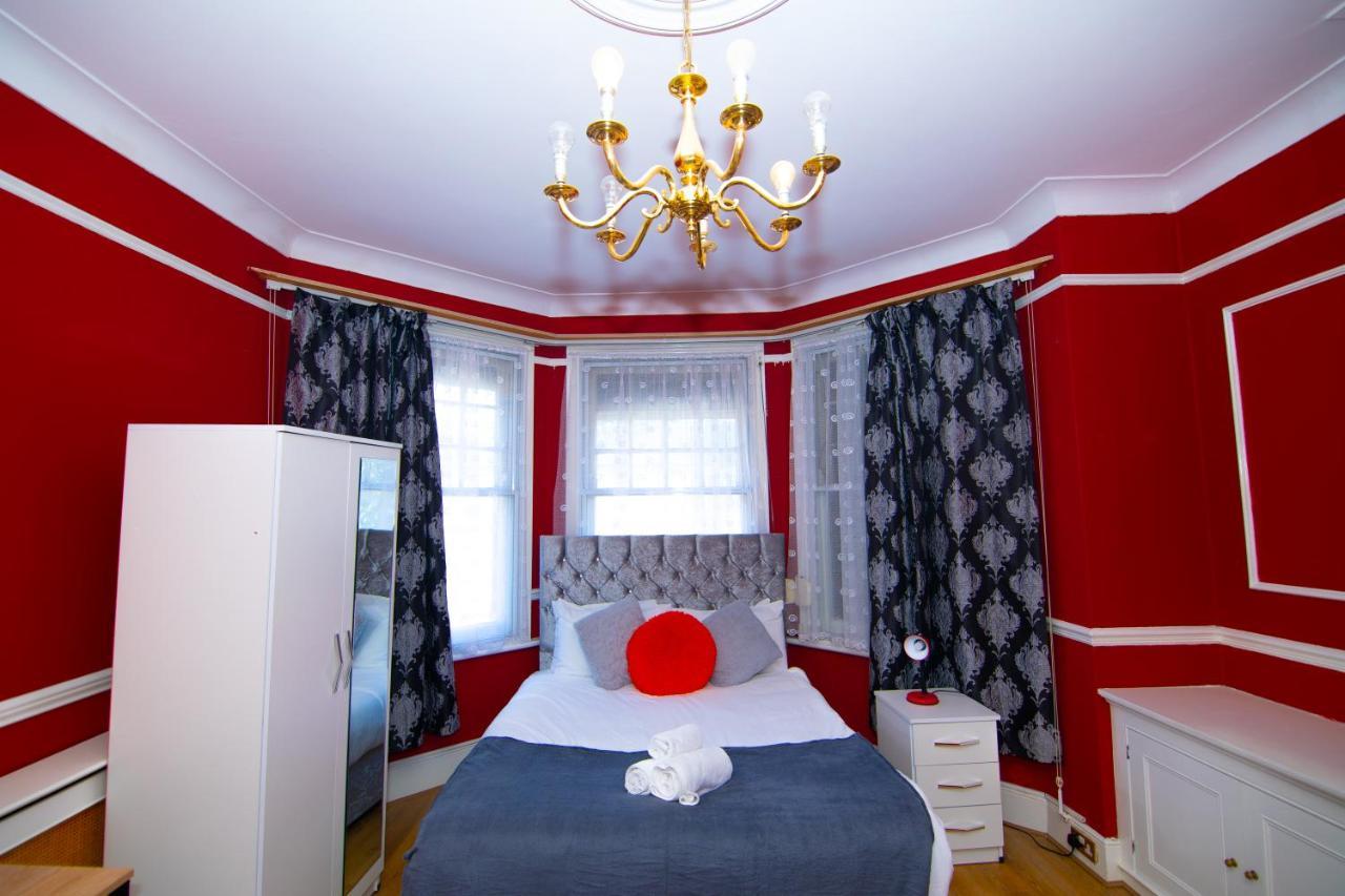 Victorian Woods Bnb Илфорд Экстерьер фото